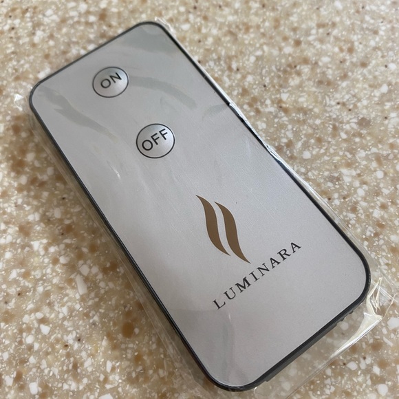 Luminera Remote - Picture 1 of 6